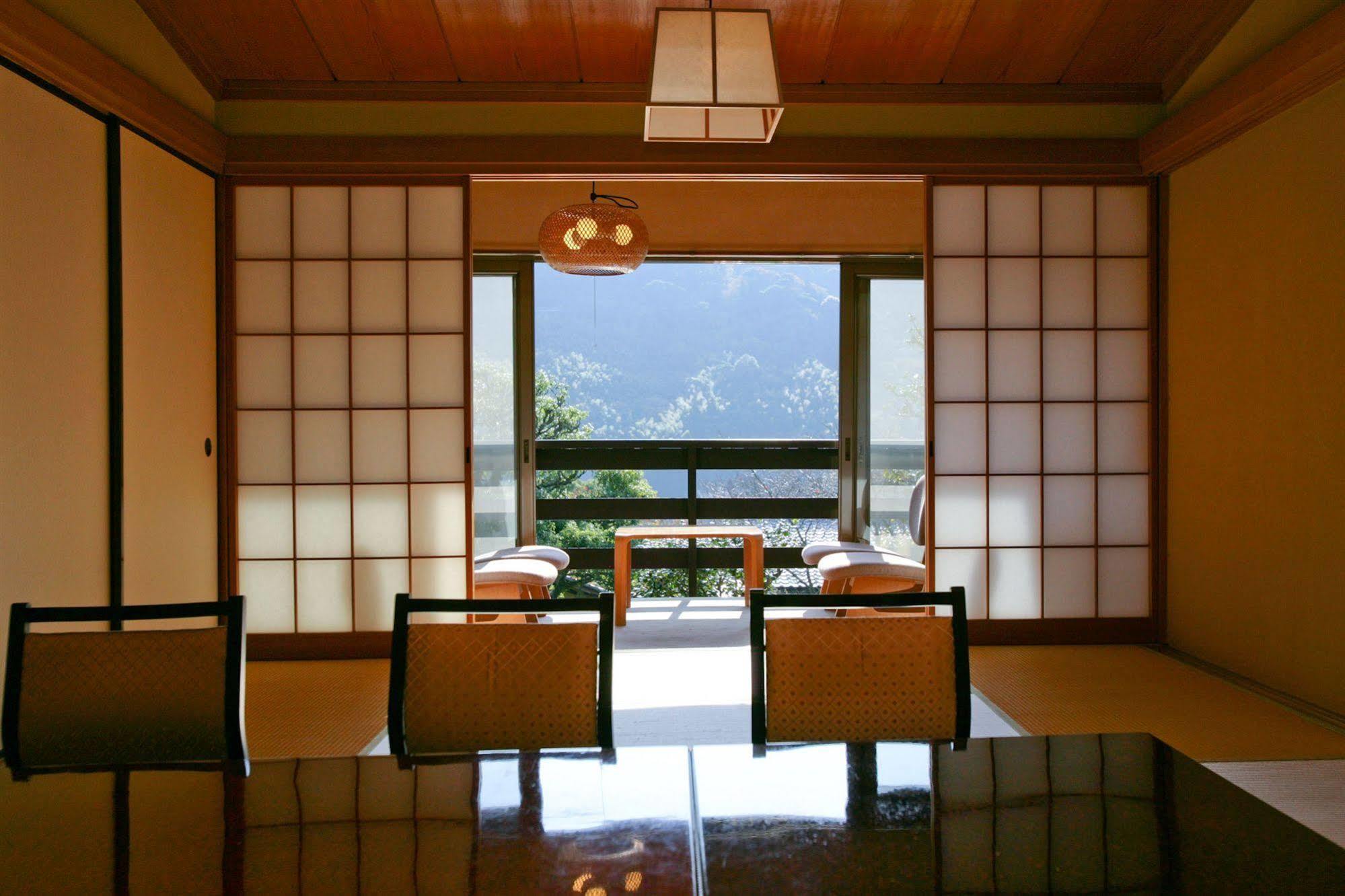 Kaiseki Ryokan Ashikari Yugawara Dış mekan fotoğraf
